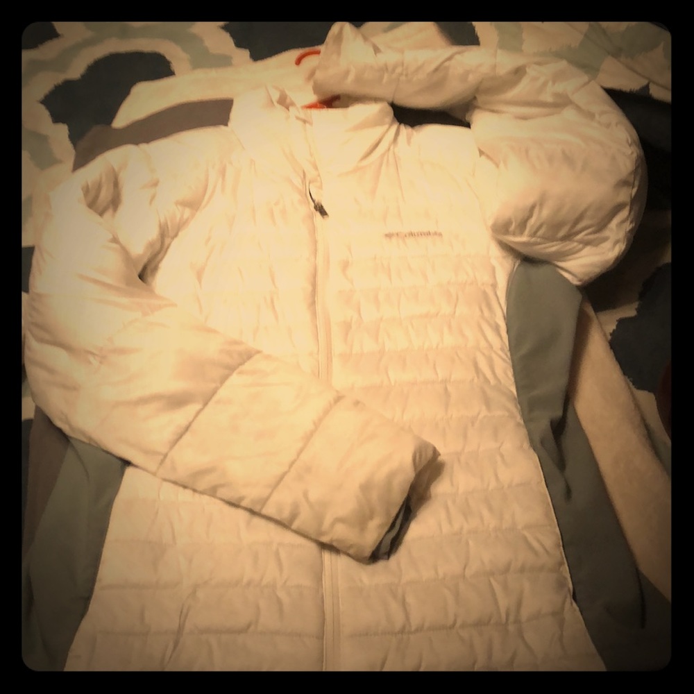 White and gray Columbia puff jacket